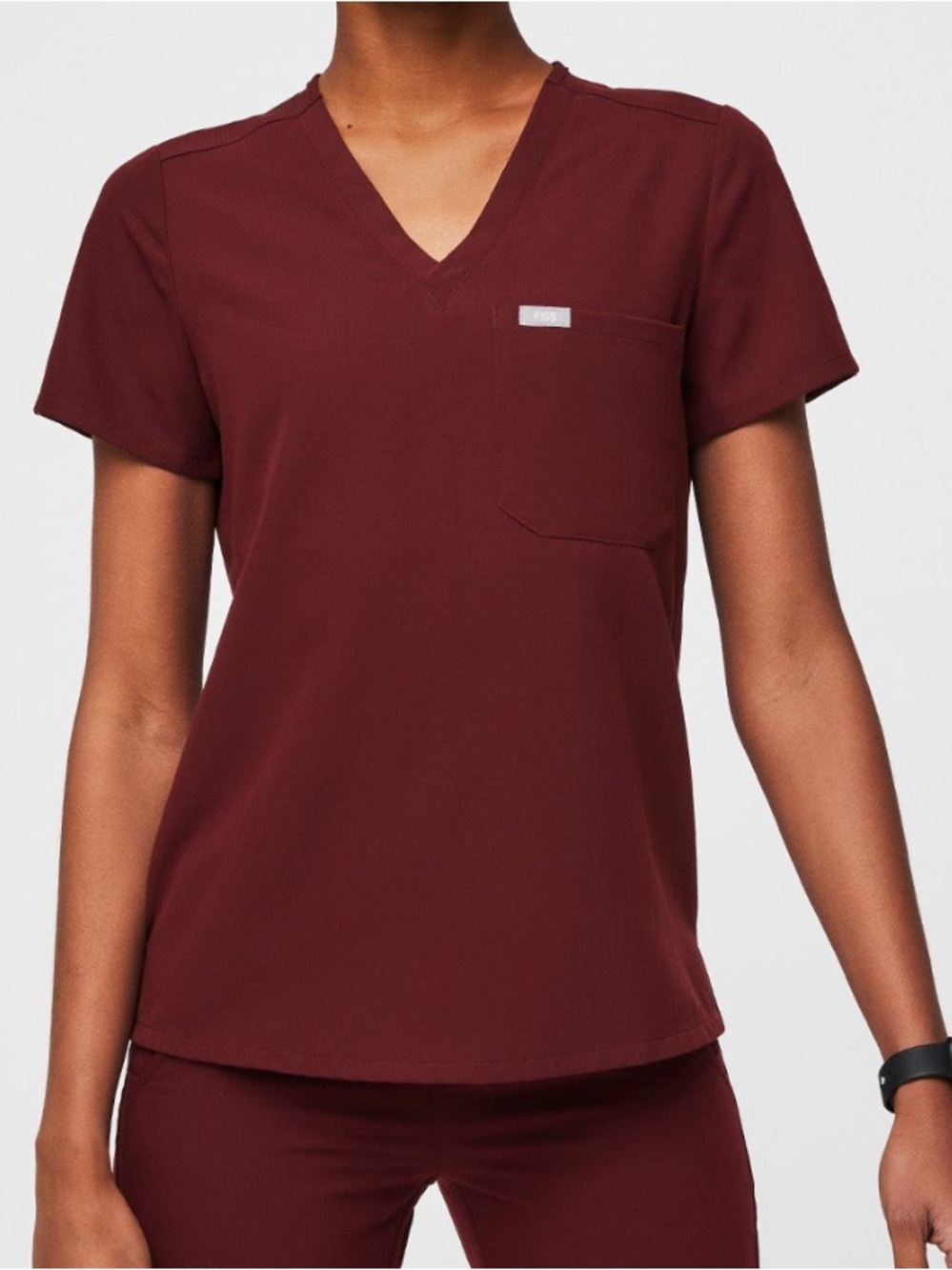 Figs Women’s Catarina One-Pocket V-Neck Scrub Top Burgundy/Wine
